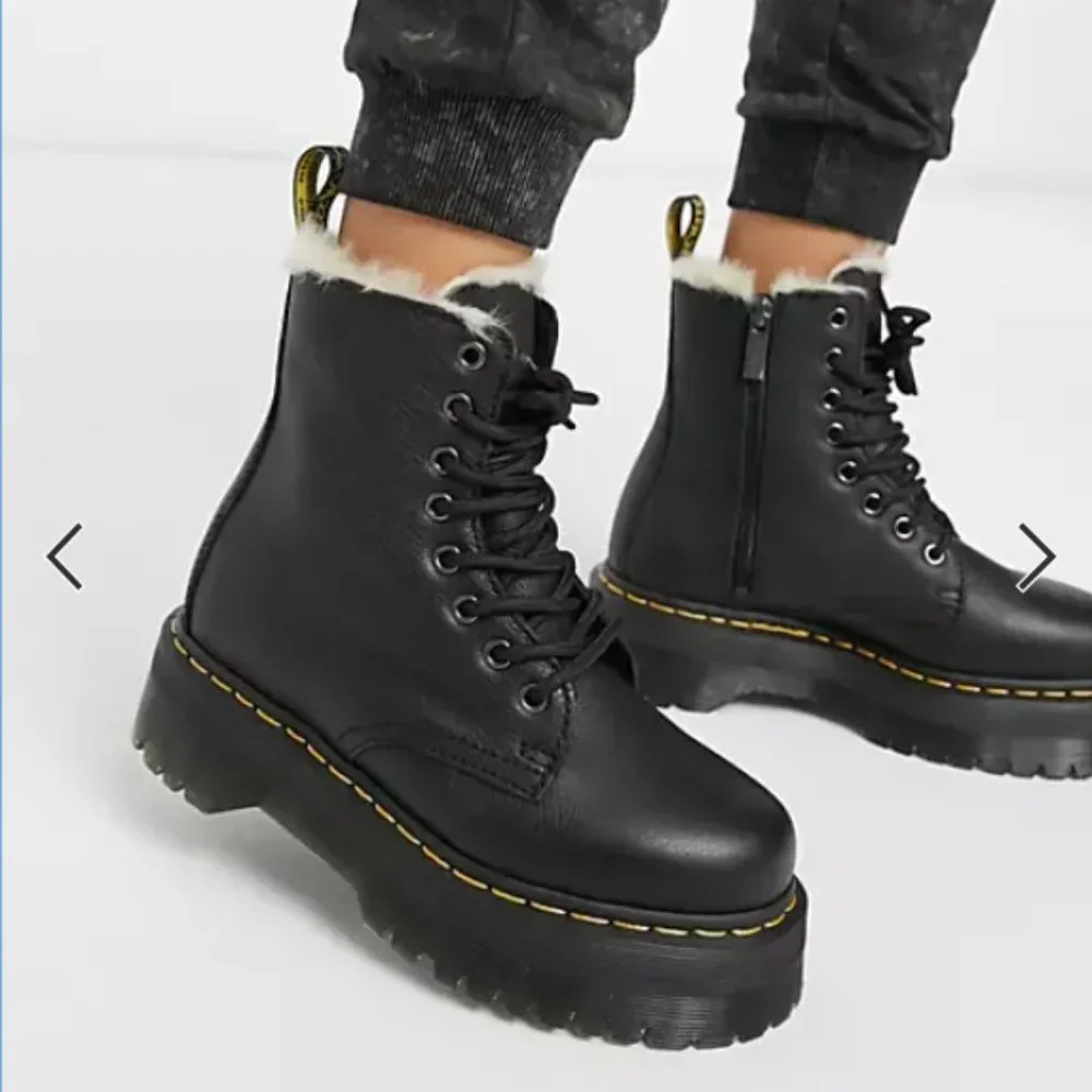 Dr. Marten Jadon Faux Fur Lined Leather Platform Boot  Sz 5 - Picture 2 of 13